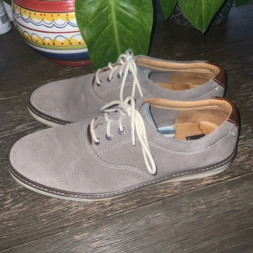 Johnston & Murphy Men's McGuffey Plain Toe Shoe Gray OIled Leather 8
